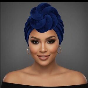 Elegant Blue Velvet Turban